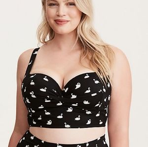 NWT Torrid Bikini Top